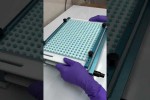 Video - So werden Medikamente manuell hergestellt