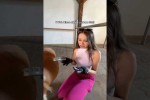 Video - Diese eine Tussi im Stall