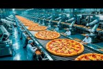 Video - In einer modernen Pizzafabrik: von rohem Teig zu perfekt schmelzenden St�cken